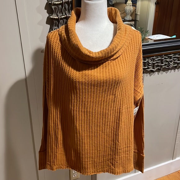 Free People Canyon Moon Waffle Mustard Oversized Surplice Back Top S/M/L/XL NWT - Picture 6 of 16